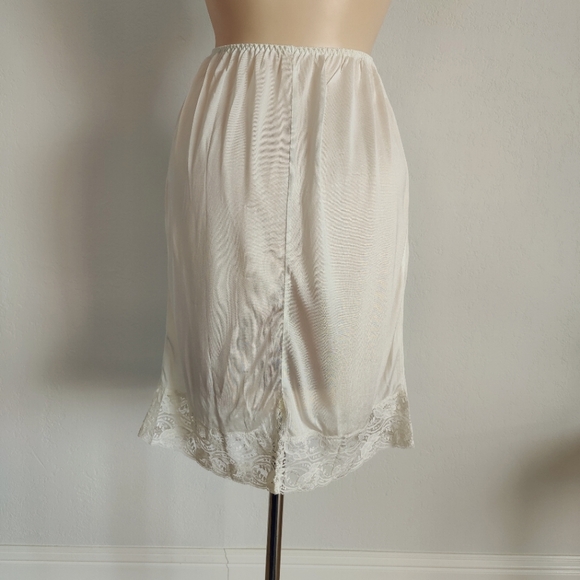 NWT Vintage Silk Slip Skirt | 90s Knit Silk Slip | Knee Length Half Slip- Ivory - Picture 2 of 5